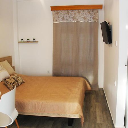 Fully Renovated Small & Cosy Studio Athén Kültér fotó