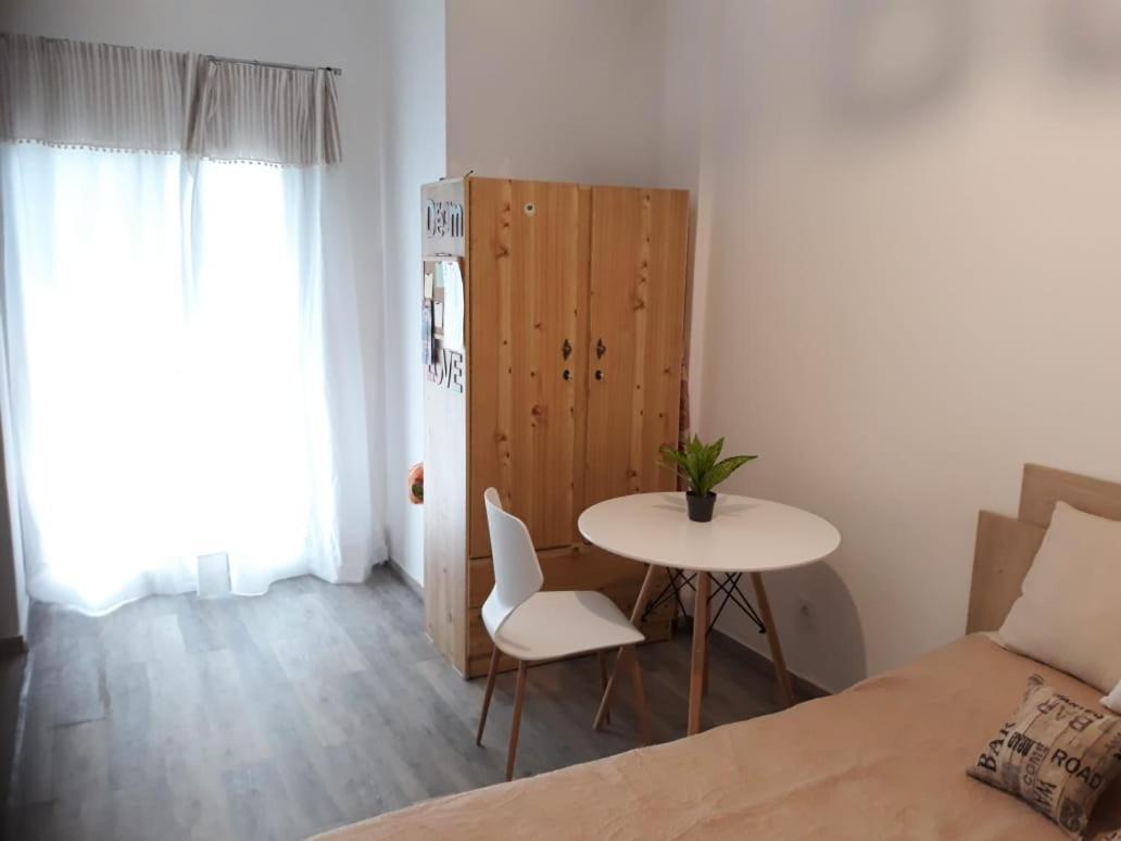Fully Renovated Small & Cosy Studio Athén Kültér fotó